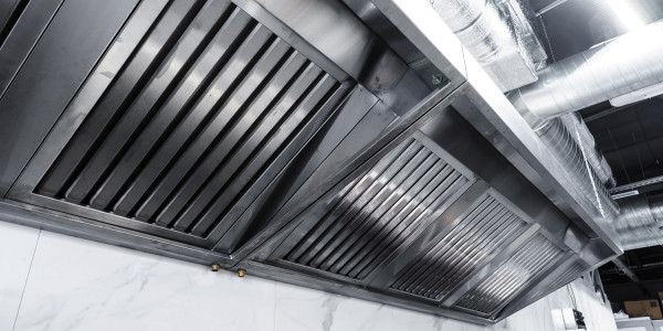 Limpiezas de Conductos de Extracción y Ventilación Móstoles · Cocina de Braserías